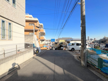 ���ӊ��@-