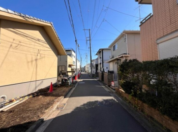 �O�ʓ��H�܂ތ��n�ʐ^�@-