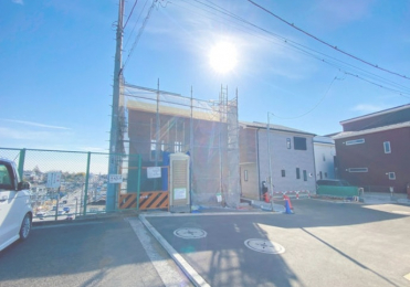 �O�ʓ��H�܂ތ��n�ʐ^�@-