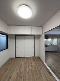 �m���@-